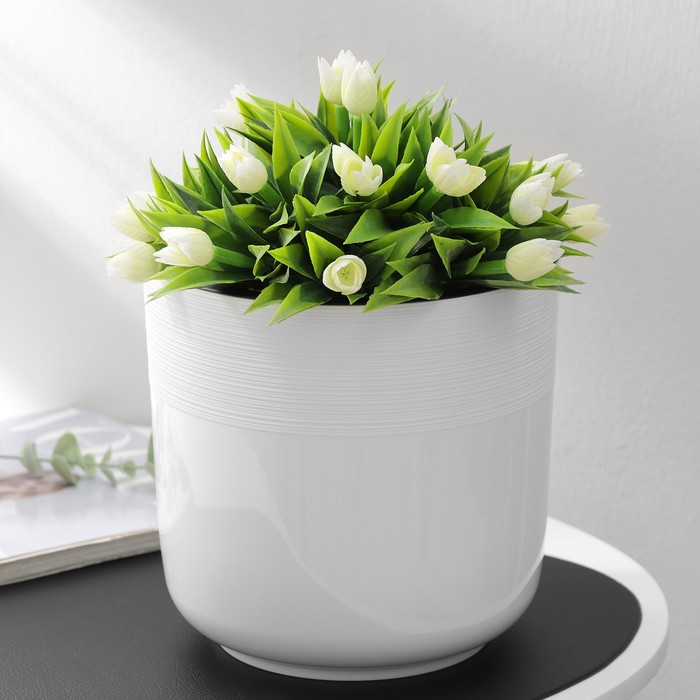 Кашпо для цветов со вставкой «Линель», 4.5 л, d=19 см, h=19 см, пластик, белое