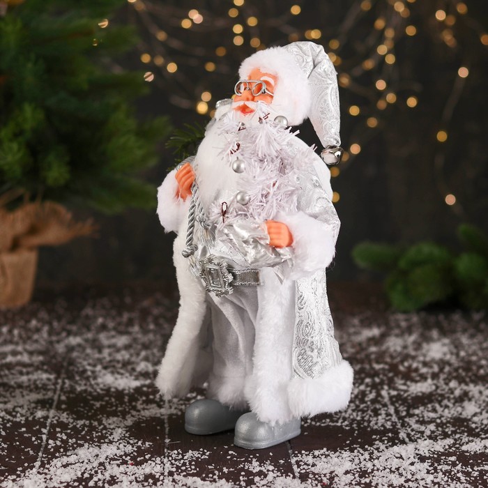 Дед Мороз "В высоком колпачке, в ремешке и с мешком" 30 см, серебристо-белый - фото 1908955521