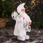 Дед Мороз "В кафтане с пайетками и с фонариком" 30 см, серебристо-белый - Фото 2