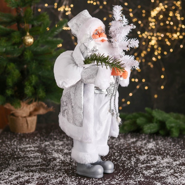 Дед Мороз "В высоком колпачке, в ремешке и с мешком" 44 см, серебристо-белый - фото 1908955527
