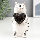 Сувенир керамика "Котик с сердечком" бело-чёрный с золотом 15х8,2х7,8 см   6436041 - фото 321352120
