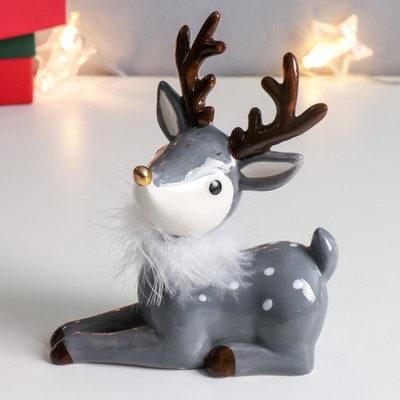 Фигурка керамика «Оленёнок с пуховым ожерельем», серый, 17.2×8.3×14.8 см