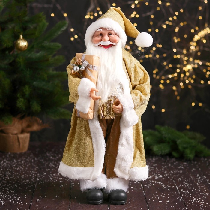 Дед Мороз "В колпачке, подарком и ягодами" 46 см, золото - Фото 1