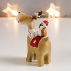 Сувенир полистоун "Новогодний олешка с птенчиком на спине" МИКС 9х6,5х3 см - фото 21696806