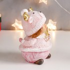 Сувенир полистоун "Малышка-пухляшка в розовом, в шапке мишки, с подарком" 13х9,5х7 см (комплект 2 шт) - фото 21696899