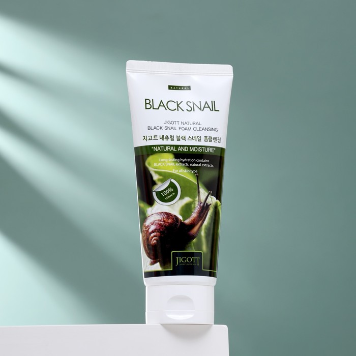 Очищающая пенка для лица Jigott, черная, 180 мл 29974