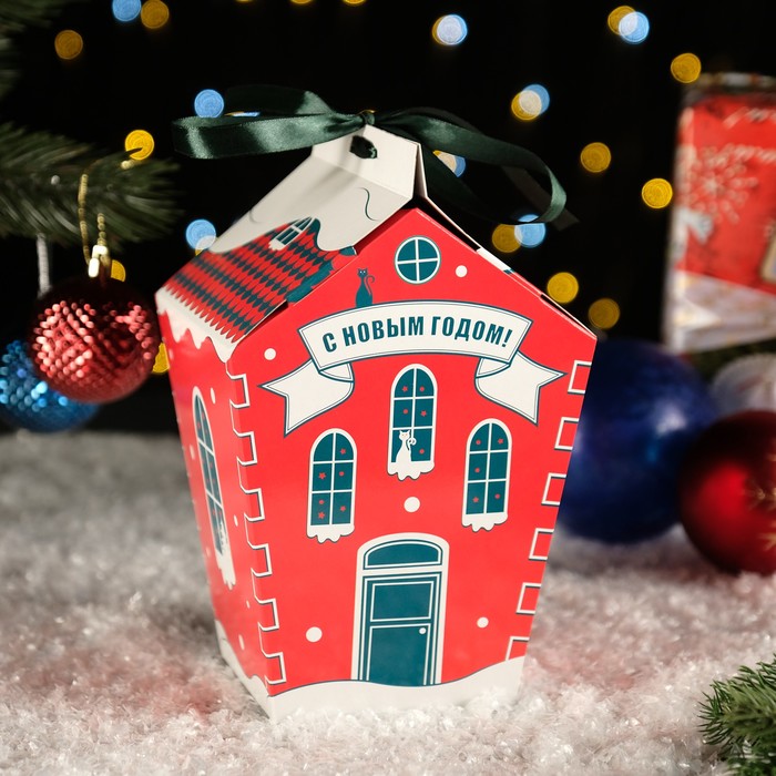Подарочная коробка "Праздничный домик " красный с бантом, 14 х 14 х 21,3 - 9,6 х 9,6 х 22 см - Фото 1