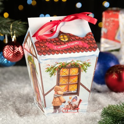 Подарочная коробка "Праздничный домик" бежевый с бантом, 14 х 14 х 21,3 - 9,6 х 9,6 х 22 см