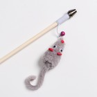 Дразнилка - удочка "Мышка с колокольчиком" на деревянной палочке - фото 6659884
