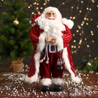 Дед Мороз "В полосатой шубе, фонариком и подарками" 47 см, бело-красный - фото 318989940