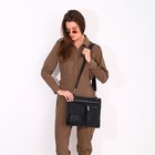 Сумка женская кросс-боди, цвет чёрный - фото 26133482