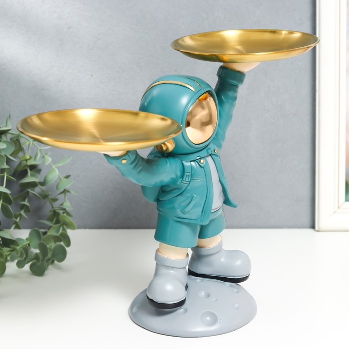 Сувенир полистоун подставка "Космонавт в бирюзовом с двумя блюдами" 14х26,5х32 см - фото 1900188716