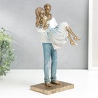 Фигура полистоун «Влюблённые. Буду носить тебя на руках», бело-голубой под бронзу, 26×9×16 см - Фото 4