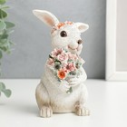 Фигурка полистоун «Зайка с охапкой цветов, в цветочном веночке», 11×7.5×7.5 см - Фото 4