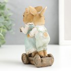 Фигурка полистоун «Зайчики на самокате», 11.5×4×8.5 см - Фото 3