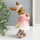 Фигурка полистоун «Зайка в шляпке и дождевике с цветком и гусеницей», 14.5×6.5×8 см - Фото 2