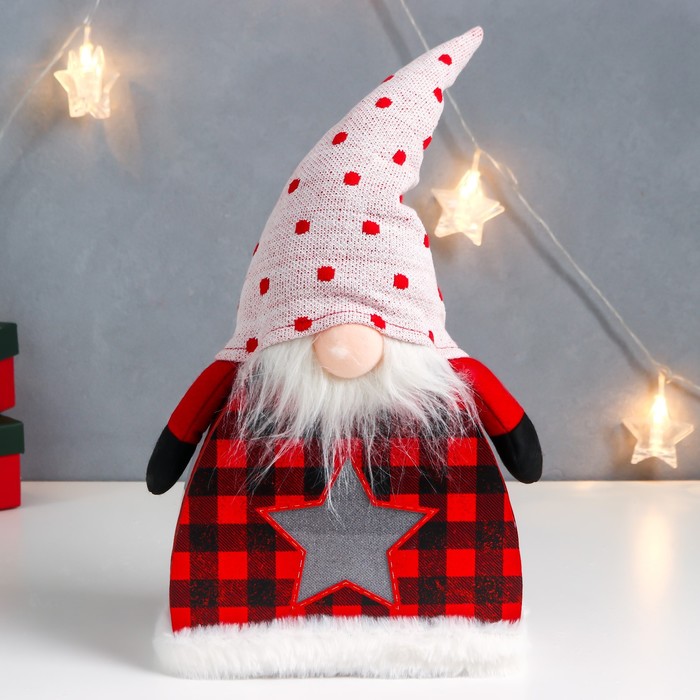 Кукла интерьерная свет "Дед Мороз в клетчатом кафтане, колпак в горох, звёздочка" 41х24х6 см   75679 - фото 1907504410