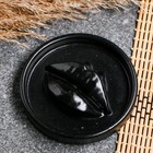 Подставка для благовоний "Губы на круге" круглая, черный, 2х9см - фото 9907195