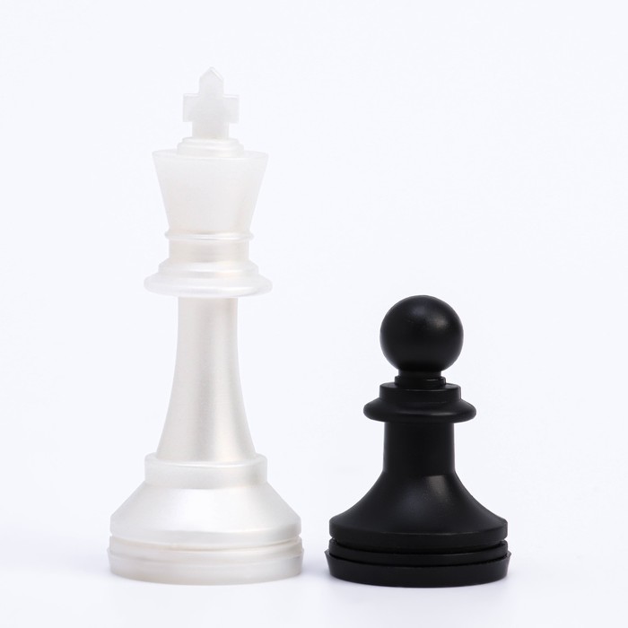 Шахматные фигуры обиходные, пластик, король h-7 см, d-2.7 см, пешка h-4 см, d-2.5 см - фото 1907506943