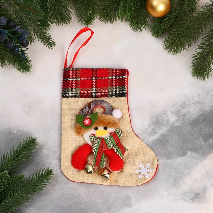 Носок для подарков "Снеговик с колокольчиками" 15х20 см, красно-бежевый - Фото 1