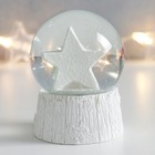 Сувенир полистоун водяной шар "Снеговик со звездой" 7х6,7х8,8 см (комплект 4 шт) - фото 21727717