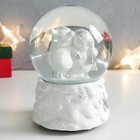 Снежный шар новогодний стеклянный «Снеговики с коньками», белый с серебром, музыкальный, 11.5×11.5×14 см - Фото 3
