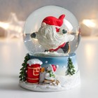 Сувенир полистоун водяной шар "Дед Морозик на лыжах" 7х6,7х8,8х см - фото 3007900