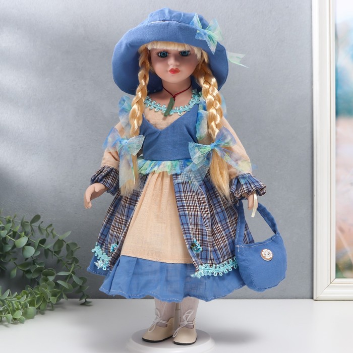 Кукла коллекционная керамика "Алиса с косичками, в бежево-голубом платье" 40 см