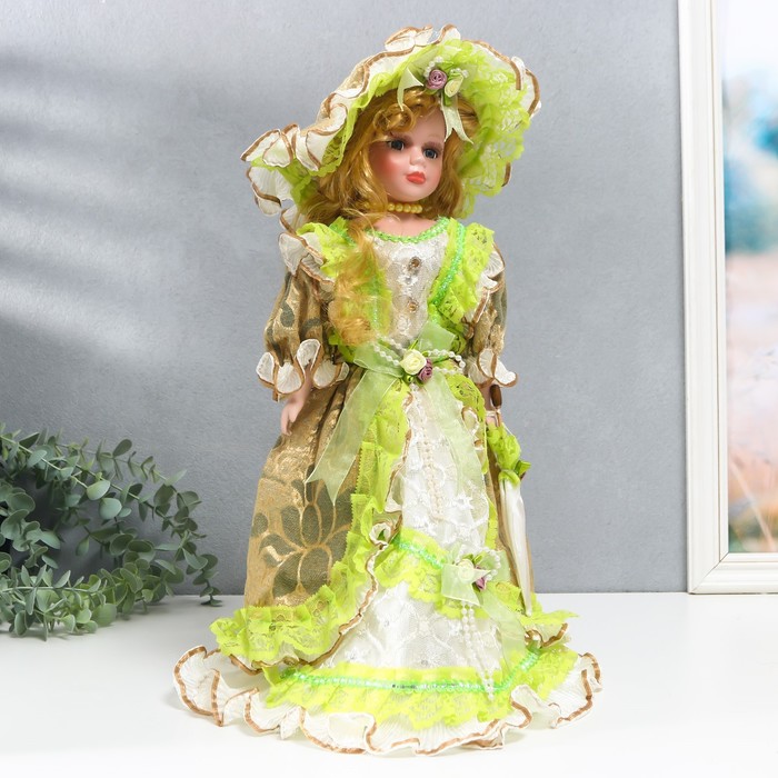 Кукла коллекционная керамика "Фрейлина Абигейл в карамельно-зелёном платье" 40 см 56185