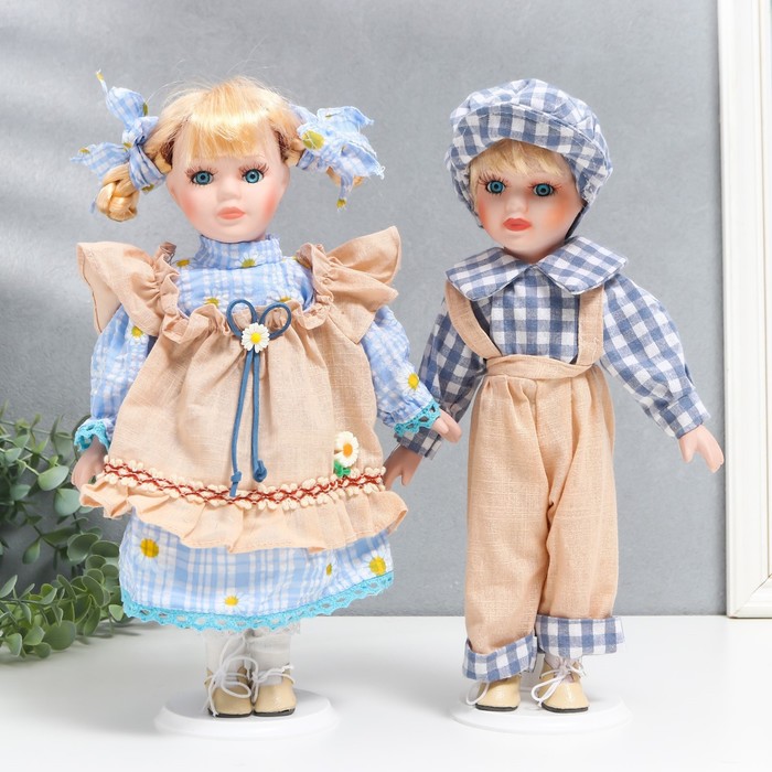 Кукла коллекционная парочка "Лиза и Коля, наряды в ромашку" набор 2 шт 30 см - Фото 1