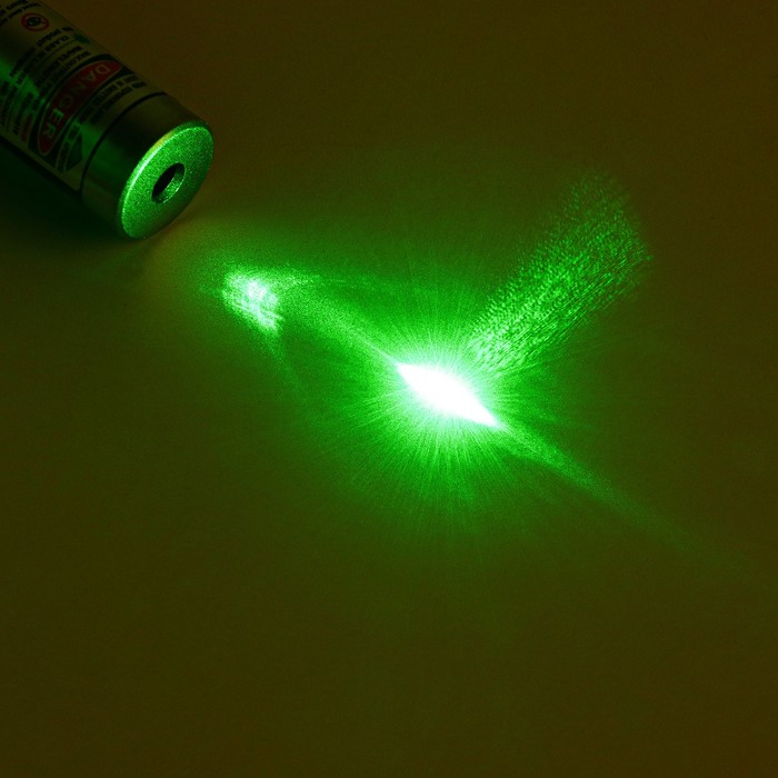 Лазерная указка 532 нм, 500 мАч, дальность 1 км, microUSB, зеленый луч - фото 1906064139