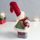 Сувенир полистоун "Гномик в красном колпаке с ёлочной игрушкой" 10,5х12,5х27,5 см - фото 21733760