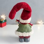 Сувенир полистоун "Гномик в красном колпаке с ёлочной игрушкой" 10,5х12,5х27,5 см - фото 21733761