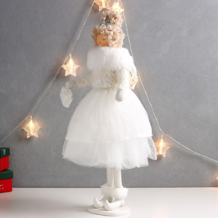 Кукла интерьерная "Принцесса в пышном белом платье с сердечком" 20х20х50 см - фото 1906064235