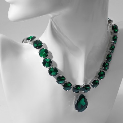 Колье «Драгоценность» капля, цвет изумрудный в серебре, 32.5 см