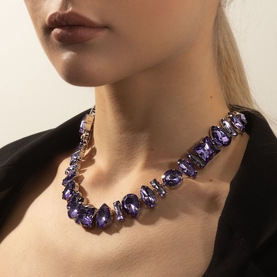 Колье «Драгоценность» геометрия, сиреневое в серебре, 32 см