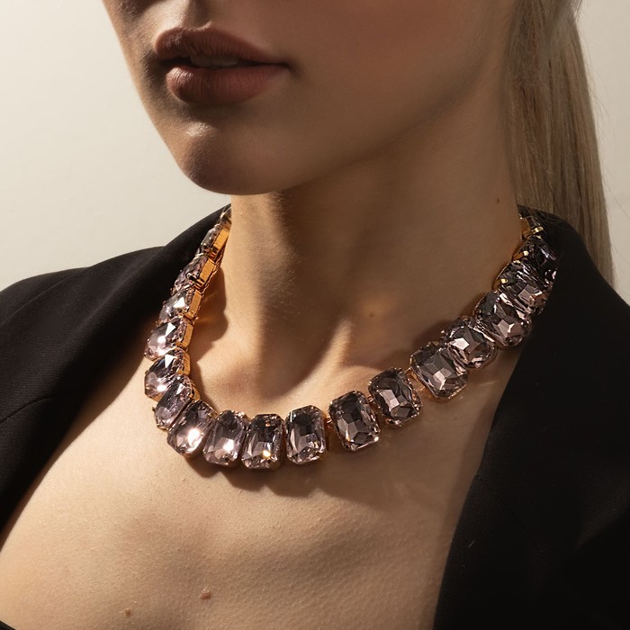 Колье «Драгоценность» прямоугольники, светло-розовое в золоте, 32 см - Фото 1