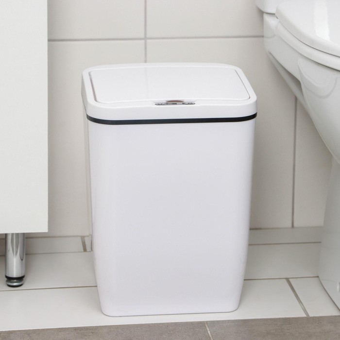 УЦЕНКА Ведро для мусора сенсорное Доляна, 12 л, цвет белый - Фото 1