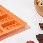 Форма для шоколада Доляна «Вафли», силикон, 17×30×1 см, 20 ячеек (4,3×3,3 см), цвет МИКС - Фото 4