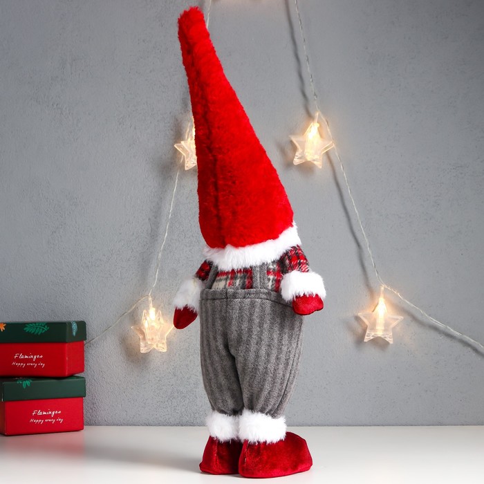 Кукла интерьерная "Дед Мороз только нос, в колпаке с сердечком" 43х16х10 см - фото 1907513670