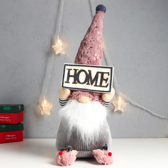 Кукла интерьерная "Дед Мороз с табличкой - HOME"  47х17х15 см - фото 1907513699