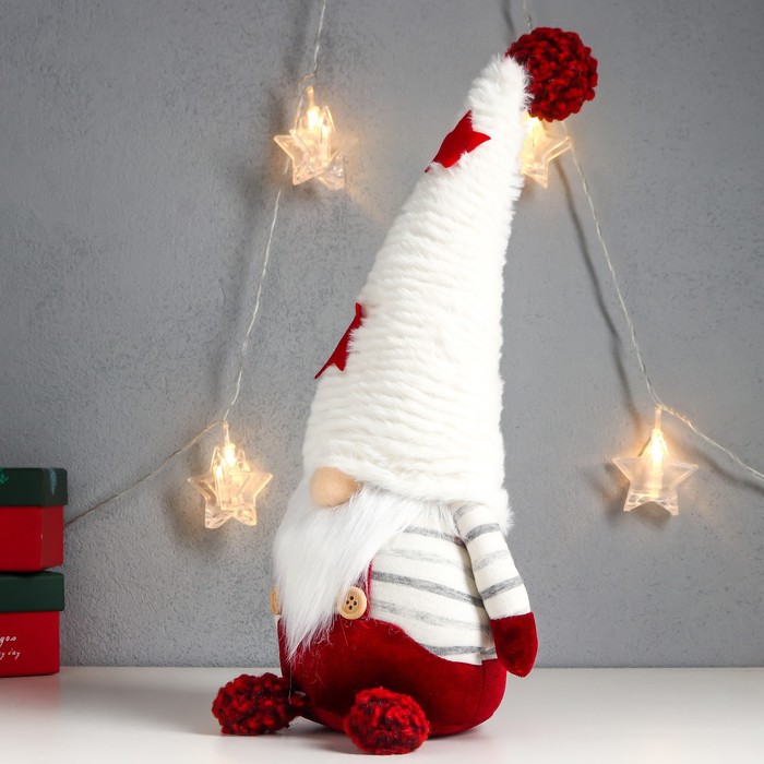 Кукла интерьерная "Дед Мороз в красном комбинезоне, в колпаке со звёздами" 35х16х14 см - фото 1907513702