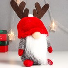 Кукла интерьерная "Дед Мороз в красной шапке с рожками" 20х13х11 см - Фото 2