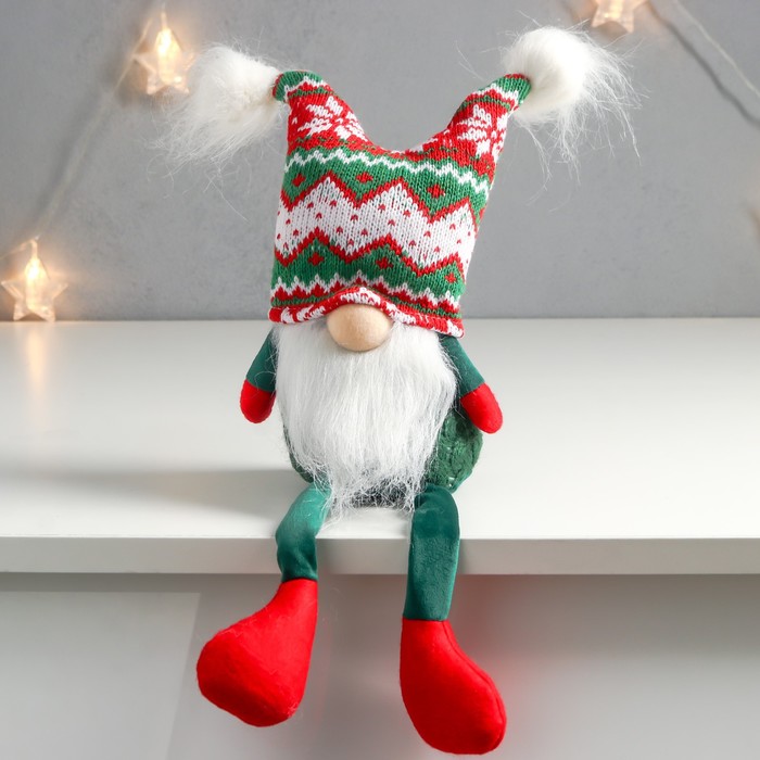 Кукла интерьерная &quot;Дед Мороз в шапке с зелёными узорами, с бомбошками&quot; 41х13х10 см