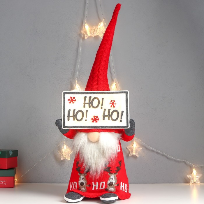 Кукла интерьерная свет "Дед Мороз с табличкой - Ho! Ho! Ho!, в красном" 64х22х20 см - Фото 1