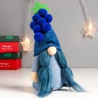 Кукла интерьерная "Бабусечка с виноградинками на колпаке" 20х10х8 см - фото 21739536