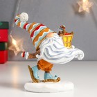Сувенир полистоун "Дедушка Мороз на мини-лыжах с фонариком" 13,5х5,5х11,5 см - фото 1451476