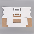 Коробка под торт 2 окна, с ручками, белая, + подложка 2.5 золото - белый, 24×24×20 см - Фото 2