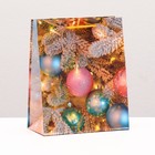 Пакет подарочный новогодний ламинированный «Игрушки на ёлку», 18×22.3×10 см - Фото 1