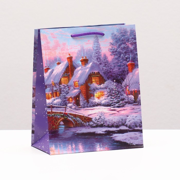 Пакет подарочный "Лесной домик зимой", 18 х 22,3 х 10 см